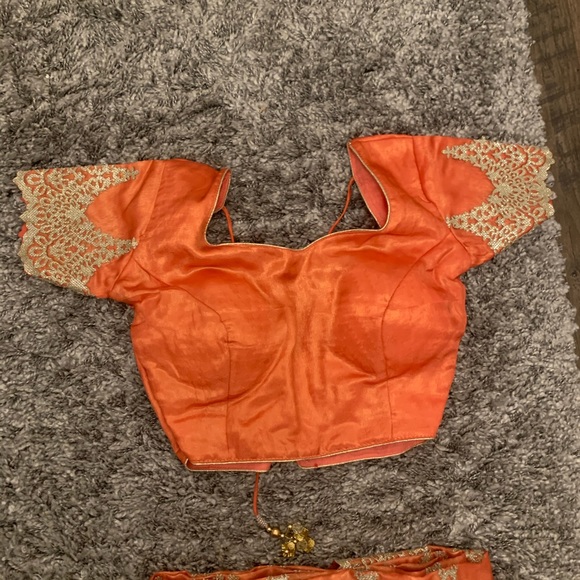 Saree - Picture 3 of 5